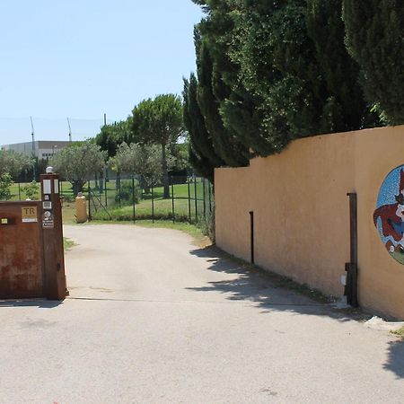 Hotel & Golf Ca La Caputxeta Castelló d'Empuries Εξωτερικό φωτογραφία